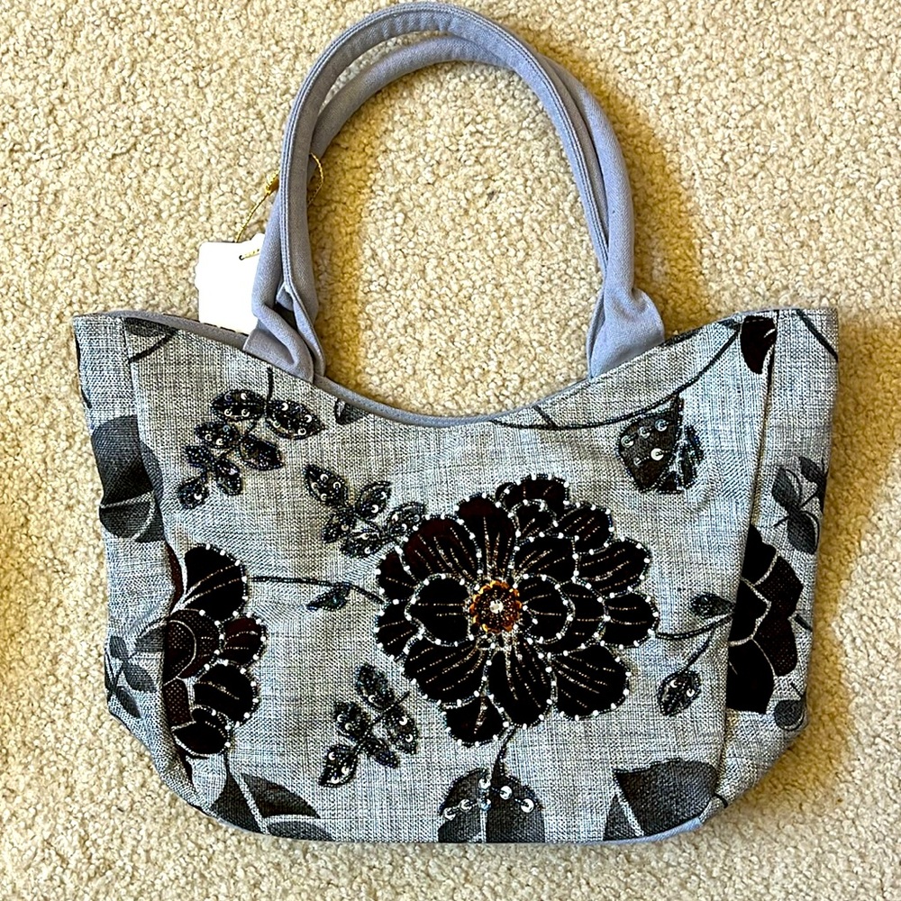 Nancy’s Handbags Shoulder Bag